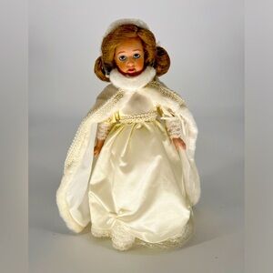 DANBURY MINT Snow Queen - Brand New in Wrap - Storybook Doll Collection 1987